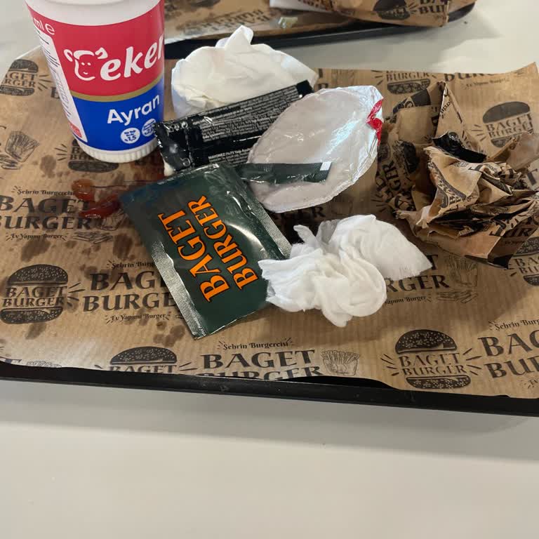 Baget Burger Kasada Görev Yapan Personelin Misafir İlişkileri Konusunda Uyarılması Gerekli