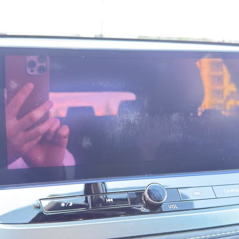 Nissan Qashqai Multimedya Ekranındaki Kalite Sorunu Ve Uzun Bekleme Süresi