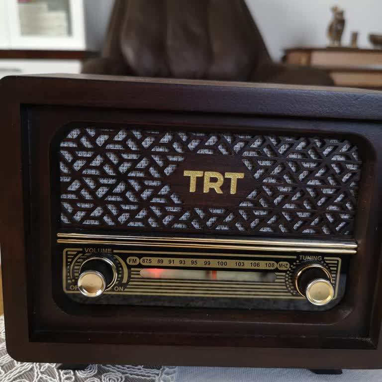 TRT Market Nostaljik Radyo Şarj Problemi Pil Değiştirdiğimde Bile Çözülmedi Kalıcı Çözüm Bekliyorum