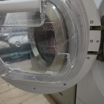 Hoover Kurutma Makinesinde Su Haznesi Kapağı Kırıldı, Garanti Değişimi Talebi