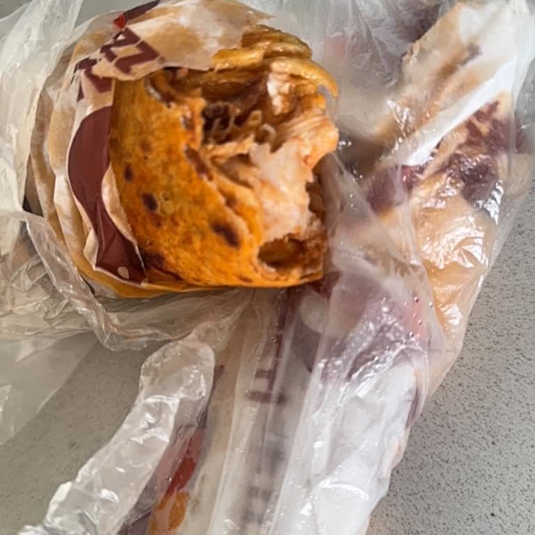 Mogaf Hatay Döner  Şubesinde Bozuk Gıda, Çocuklarda Mide Bulantısı Ve Zehirlenme Riski