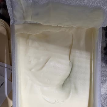 Küflü Margarinin Satışı Hijyen Ve Sağlık Endişesi Yaratıyor