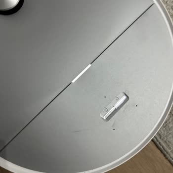 Roborock Saros 20 Sonic Çarpma Ve Temizlik Sorunları Nedeniyle Ücret İadesi Talebi