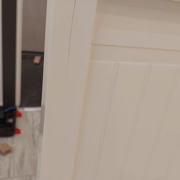 Hemnes Divanın Çatlak Parçası İçin Hızlı Değişim Talebi