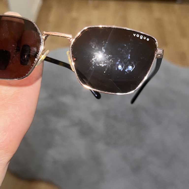 Vogue Gözlüğümde Cam Soyulması, Trendyol'dan İade Ve Değişim Talebi