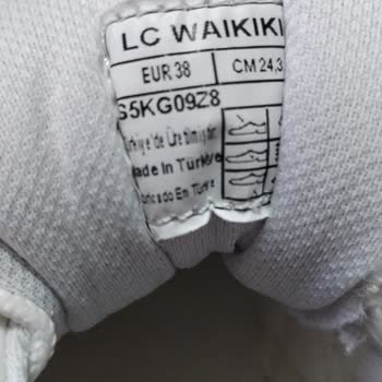 LCW Online’dan Gelen Kullanılmış Ayakkabı Güven Kırıcı Ve Hijyenik Olmayan Bir Durum