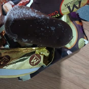 A101 Manavgat Şubesinde Magnum Dondurmasının Bozuk Çıkması Ve Denetimsizlik Şikayeti