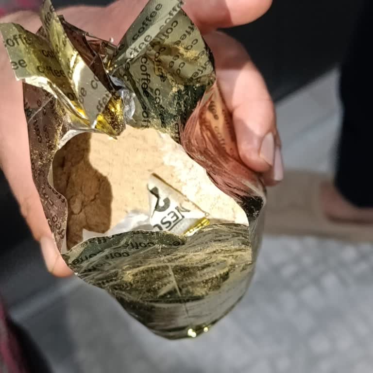 Ambalajda Dibek Kahvesi Yazılıyken İçeride Nescafe Çıktı