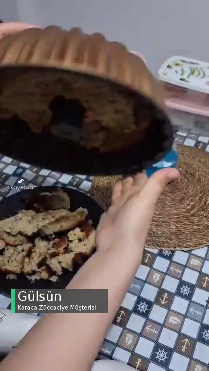 Karaca Döküm Kek Kalıbı Yapıştırma Sorunu videonun kapak resmi