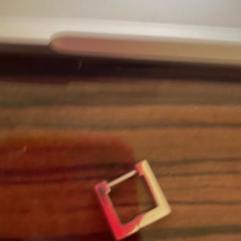 Vagon (vagon.store) Yanıltıcı Görseller Nedeniyle Tek Küpe Gönderildi