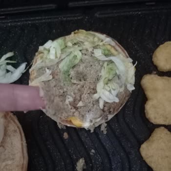 McDonald's Şubesinde Çiğ Köfte Burger Şikayeti Ve İade Talebi