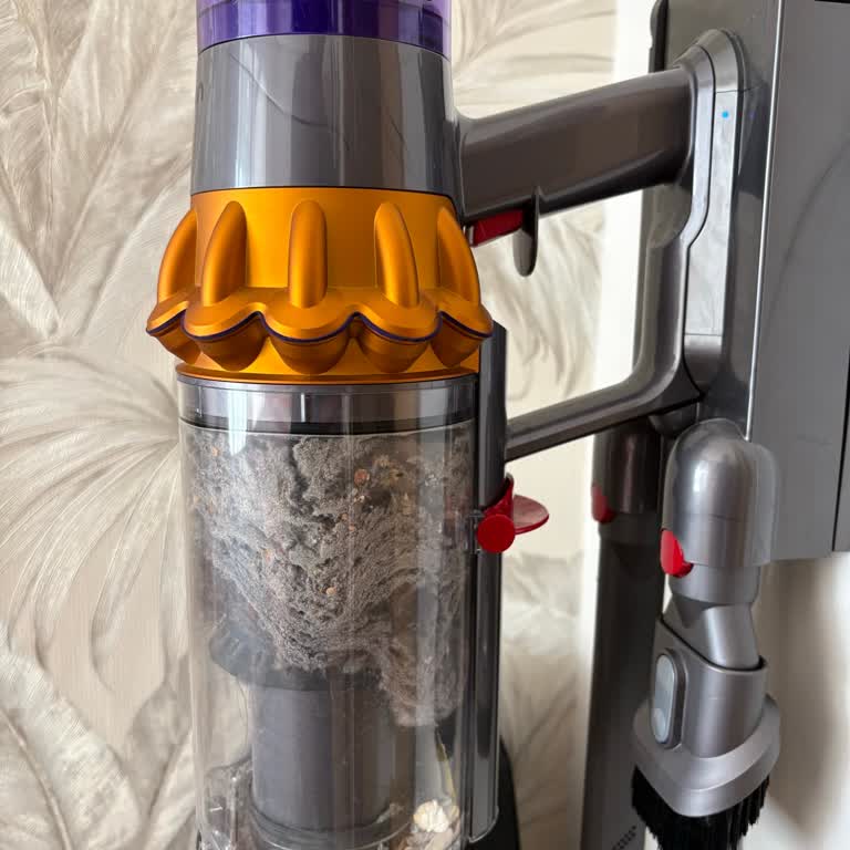 Dyson V15 Detect Hazne Parçası Arızası Ve Ücretsiz Değişim İsteği