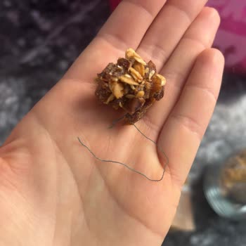 Mom's Natural Foods Granola’da İplik Bulunması Hijyen Ve Sağlık Endişesi