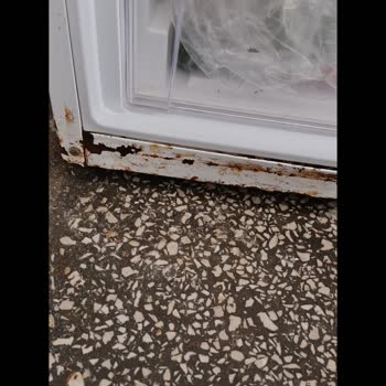 Regal Buzdolabımda Hızlı Paslanma Ve Tam Değişim Talebi
