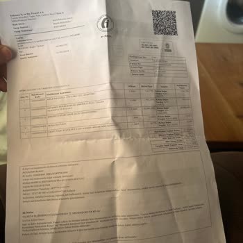 Kutu Açılmadan Ve Ekran Koruyucu Takılmadan Önce İade Şartları Açıklanmadı