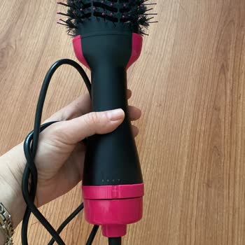 One Step Hızlı Fön Tarağının Sürekli Patlaması Ve Trendyol’da Yorum Yayınlanamaması