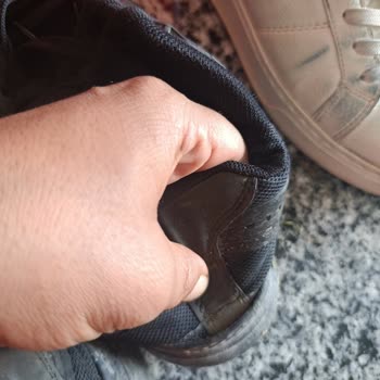 Dikişleri Patlayan Ayakkabılar İçin Üretim Hatası Değişim Talebi