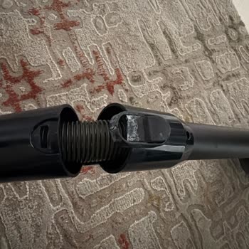 Sinbo Dikey Süpürgede Katlanır Bağlantı Parçasının Ani Kırılması Ve Parça Değişimi Talebi