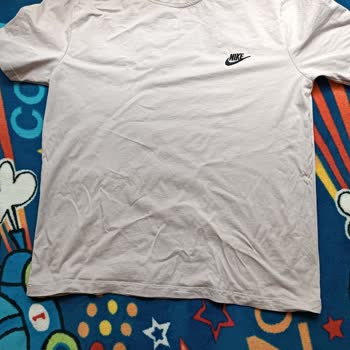 Kırışıklıkları Açılmayan Nike T-Shirt Değişim Talebi