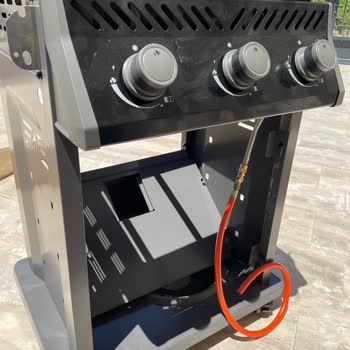 Eksik Parçalar Ve Yetersiz Montaj Kılavuzu Şikayeti