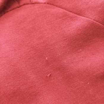 Defolu Gömlek, 200 TL Ek Ücret Talebi Ve İletişim Kesintisi