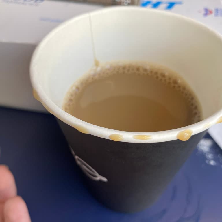 Hızlı Trende Aşırı Fiyatlı Ve Kalitesiz Kahve