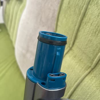 Philips 8000 Serisi Dik Süpürgede Beklenmedik Çentik Kırılması Ve Garanti Talebi