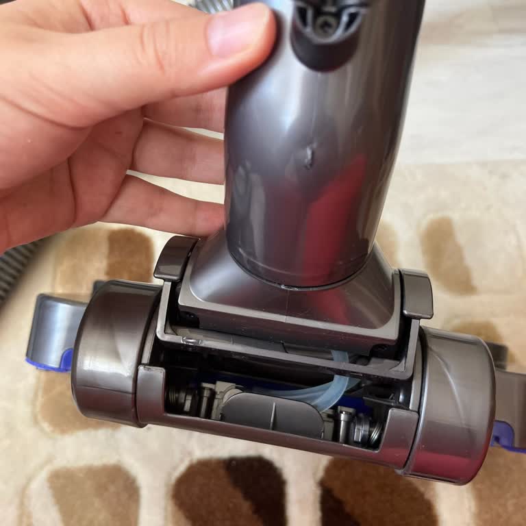 Dyson Big Ball Absolute 2 Pneumatik Başlığın İlk Kullanımda Kırılması Ve Garanti Reddi