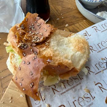 Hijyen, Çiğ Burger Ve Kötü Personel Şikayeti