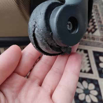 Hasarlı Valizler İçin Yetersiz Tazminat