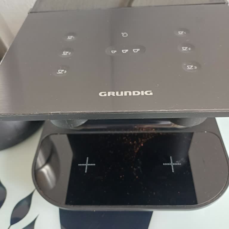 Grundig Kahve Makinem Su Çektikten Sonra Pişirmiyor Ve Su Işığı Yanık Kalıyor
