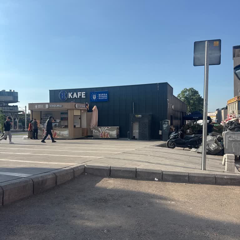 Kasiyerin Bozuk Para Vermeyi Reddetmesi Ve Kaba Tavırına Dair Şikayet