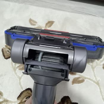 Dyson Süpürge Başlığı Bir Hafta İçinde Kırıldı, Garanti Dışı Ve Yanıtsız