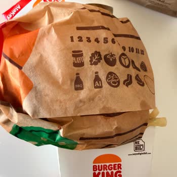 Yemeksepeti Üzerinden Bozuk Burger King Siparişi Ve İade Sürecindeki İhmal