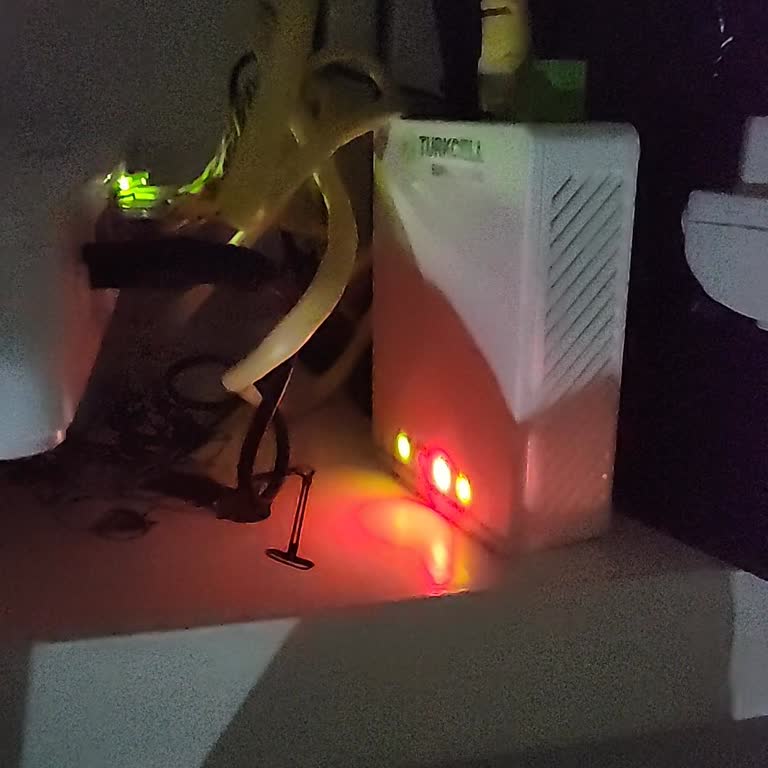 Altyapı Yenilemesinden Sonra Menemen'de Sürekli İnternet Kesintileri Ve Kalıcı Çözüm Talebi