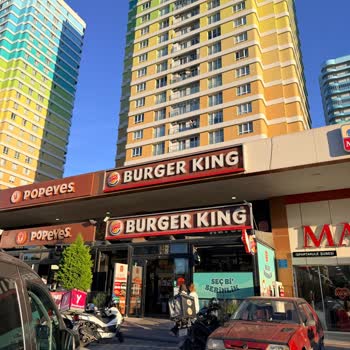 Burger King Ispartakule Şubesinde Bozuk Gıda Ve İade Sorunu