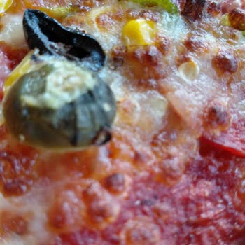 Domino's Yeşilbayır Şubesinde Yetersiz Malzeme Ve Hijyen Sorunları