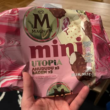 Migros Mağazasından Aldığım Magnum Dondurmalar Erimiş Ve Tekrar Dondurulmuş