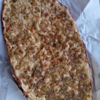 Lahmacunlarda Kıyma Eksikliği Ve Aşırı Yağ Kokusu