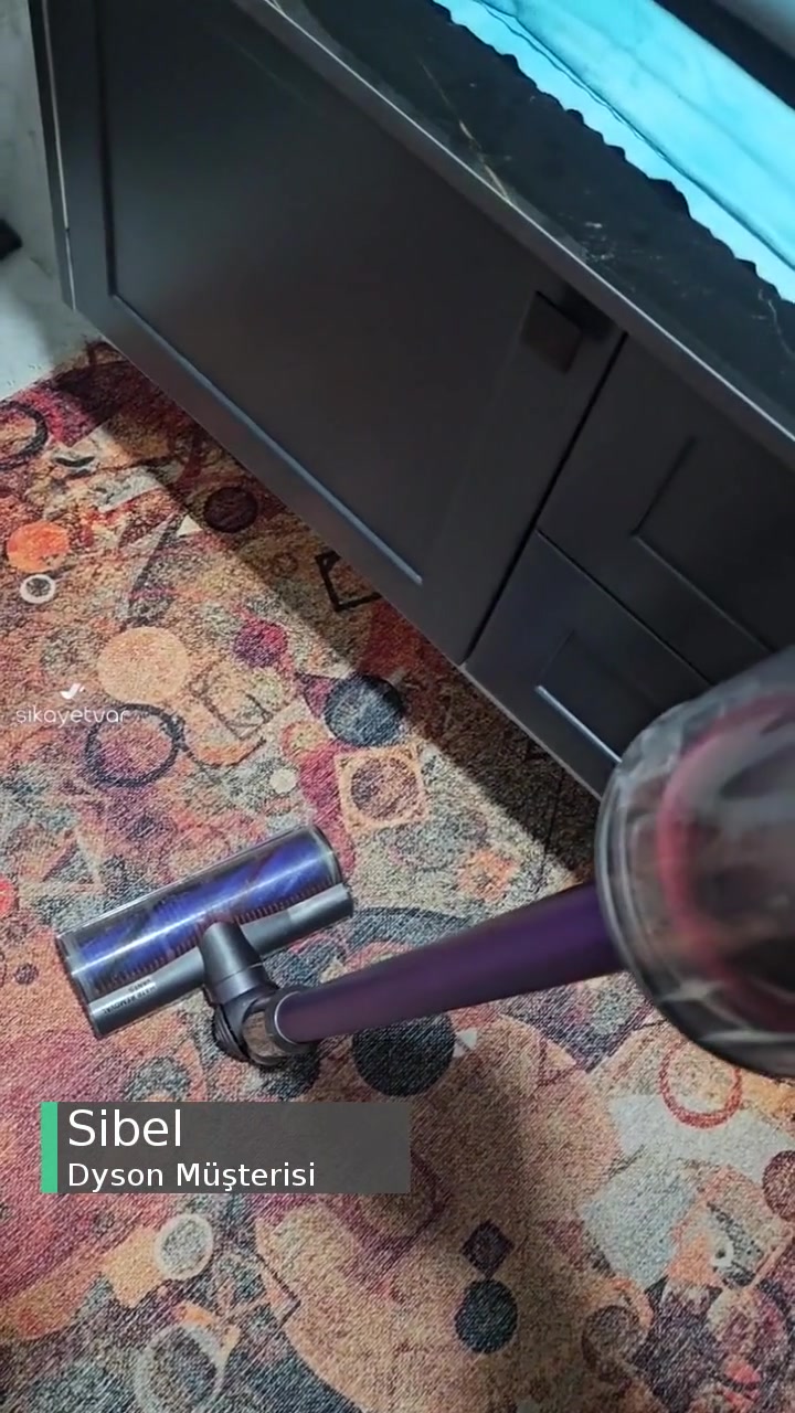 Dyson Çöp Haznesindeki Lastik Conta Çıktı videonun kapak resmi