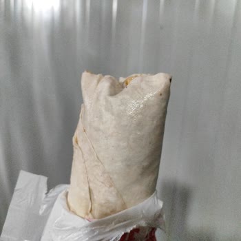 Aşırı Islak Çiğköfte Dürüm Ve Cevapsız Şube Üzerine Şikayet