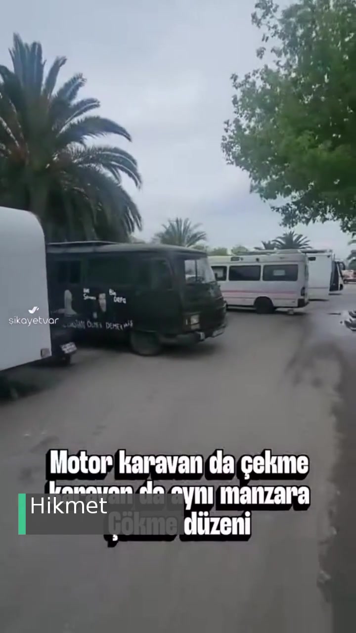 İstanbul Büyükşehir Belediyesi Karavanlar Sahile Çökmüşler videonun kapak resmi