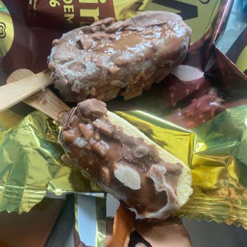 Kırık Ve Ekşi Magnum Mini Dondurması Çocuğuma Sağlık Riski Yarattı