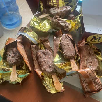 Kırık Ve Ekşi Magnum Mini Dondurması Çocuğuma Sağlık Riski Yarattı