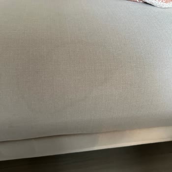 Kumaş Hızla Lekeleniyor, Garanti Dışı Olarak Reddedildi