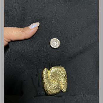 The Zks Grup Tekstil Gold Düğme Söz Verildi, Gümüş Düğme Geldi Ve İade Süreci Uzuyor