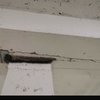 Bina Çatlakları Ve Kanalizasyon Karışması Sağlık Krizine Yol Açıyor