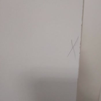 Teslimat Gecikmesi Ve Defolu Mobilyalar Nedeniyle Mağduriyet