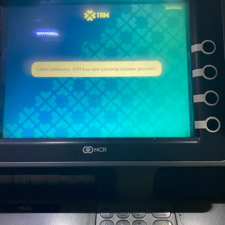 ATM Paramı Yuttu, 15 Bin TL Geri Getirilemedi
