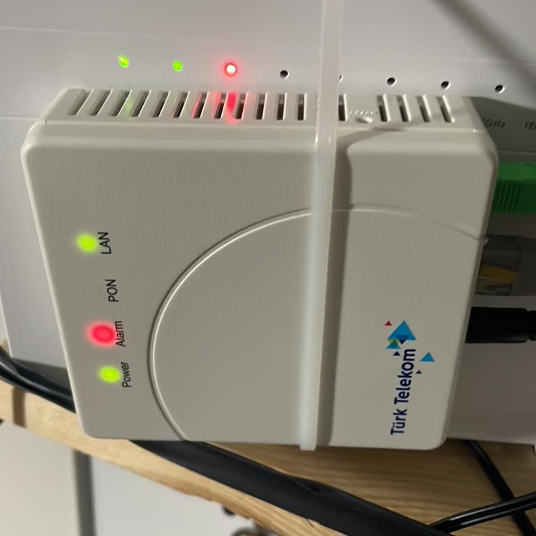 Fiber Kurulumu Sonrası İnternet Kesintisi İşimi Aksattı